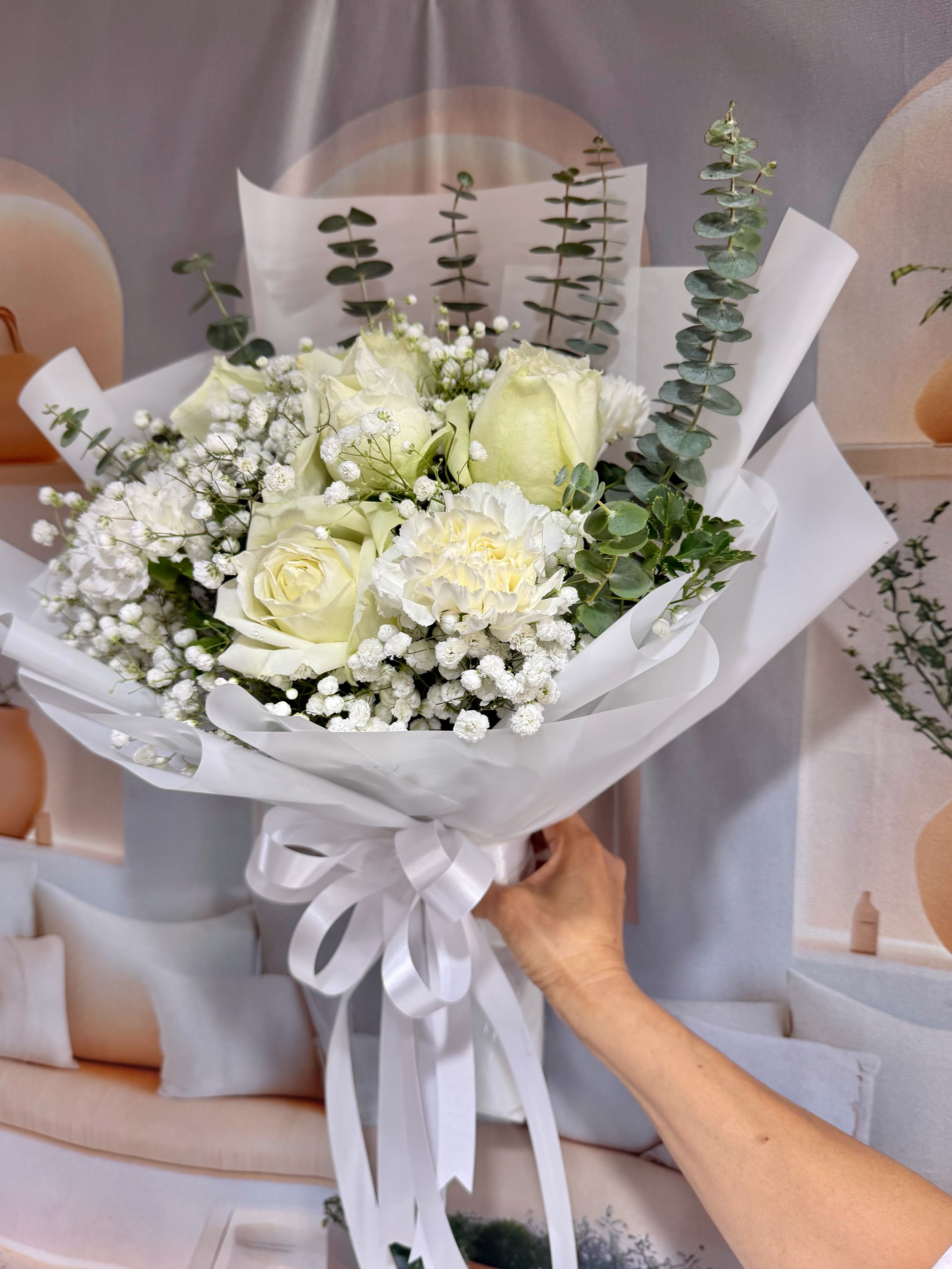 Thumbnails of White rose with white carnation